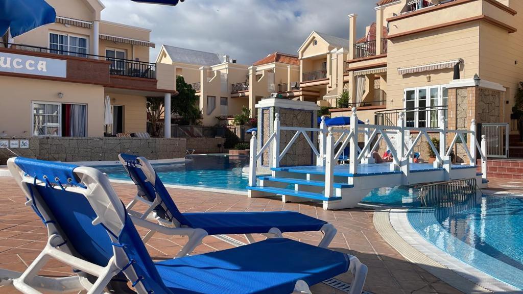 Sarah'S Apartment - Playa Fanabe Адехе Екстериор снимка
