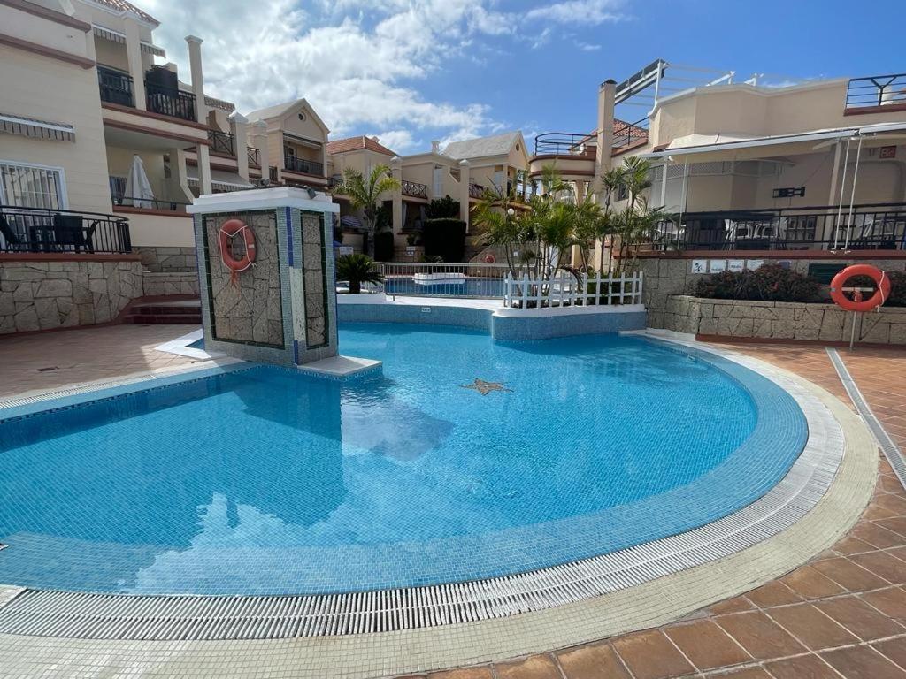 Sarah'S Apartment - Playa Fanabe Адехе Екстериор снимка
