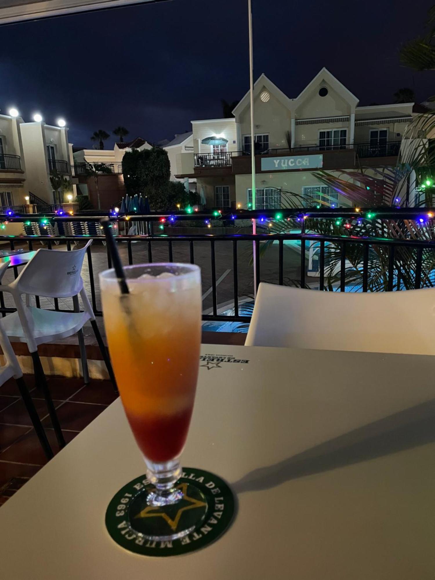 Sarah'S Apartment - Playa Fanabe Адехе Екстериор снимка