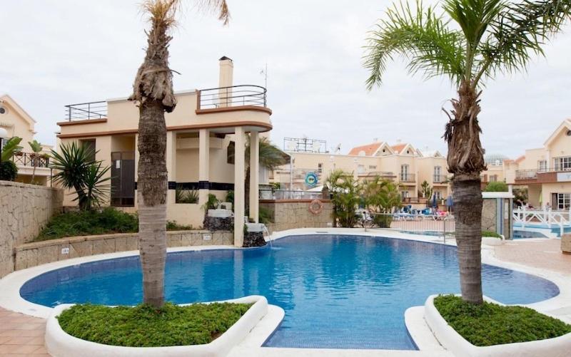 Sarah'S Apartment - Playa Fanabe Адехе Екстериор снимка